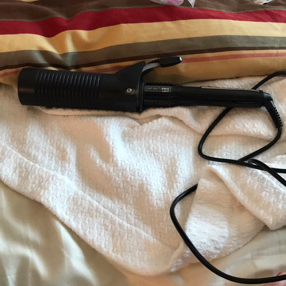 Conair Infiniti Pro 1.5” Nano Tourmaline Ceramic